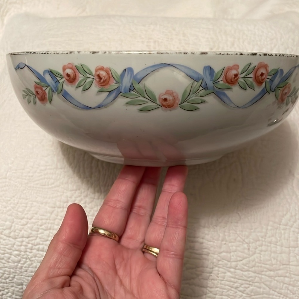 Vintage 1950s Hall’s Rose Blue Ribbon Garland Serving Bowl. Made in USA